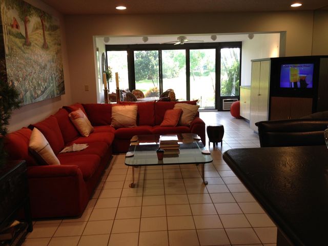 4426 Fountains Drive 4426, Lake Worth, FL 33467
