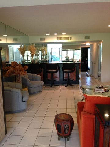 4426 Fountains Drive 4426, Lake Worth, FL 33467