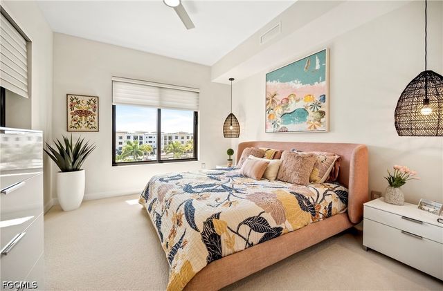 1125 Central AVE 560, Naples, FL 34102