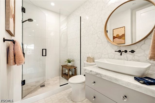 1125 Central AVE 560, Naples, FL 34102