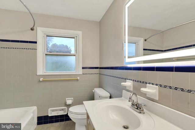 2902 GARFIELD, Reading, PA 19609