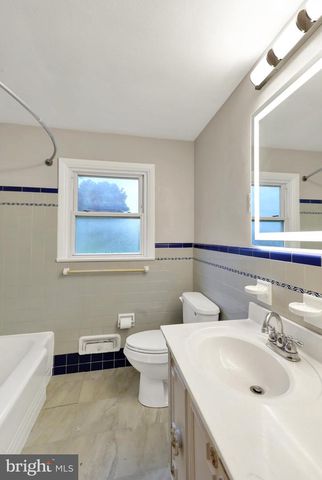 2902 GARFIELD, Reading, PA 19609