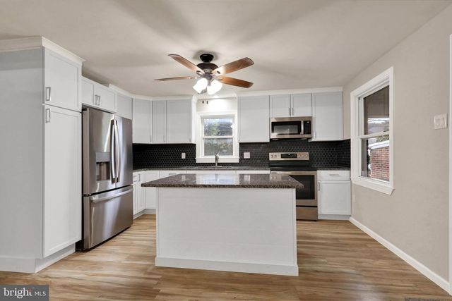 2902 GARFIELD, Reading, PA 19609