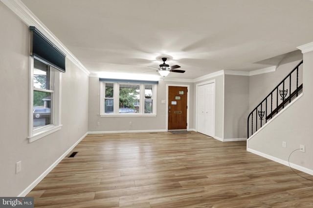 2902 GARFIELD, Reading, PA 19609