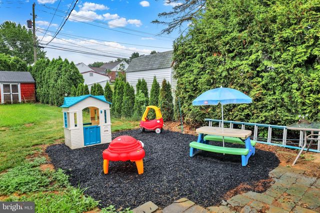 2902 GARFIELD, Reading, PA 19609