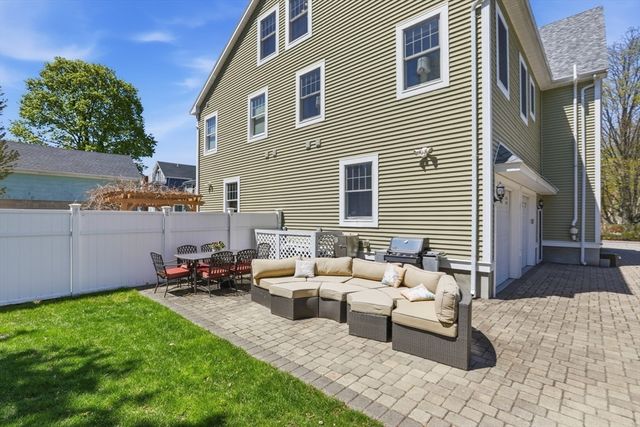 38 Salem Street 38, Winchester, MA 01890