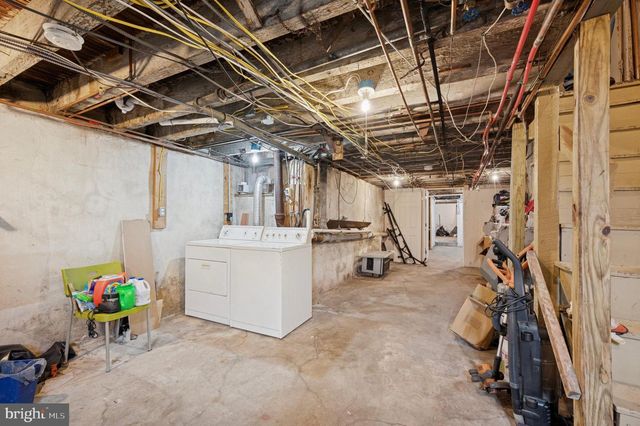 205 E WYOMING AVE, Philadelphia, PA 19120