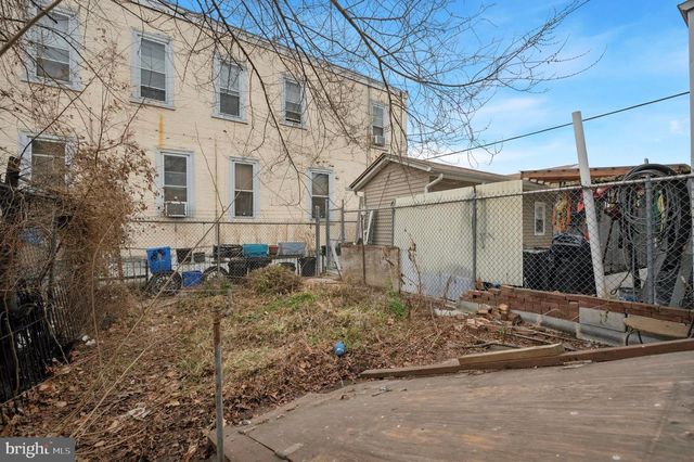 205 E WYOMING AVE, Philadelphia, PA 19120