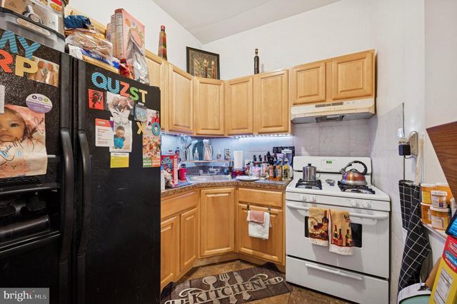 205 E WYOMING AVE, Philadelphia, PA 19120