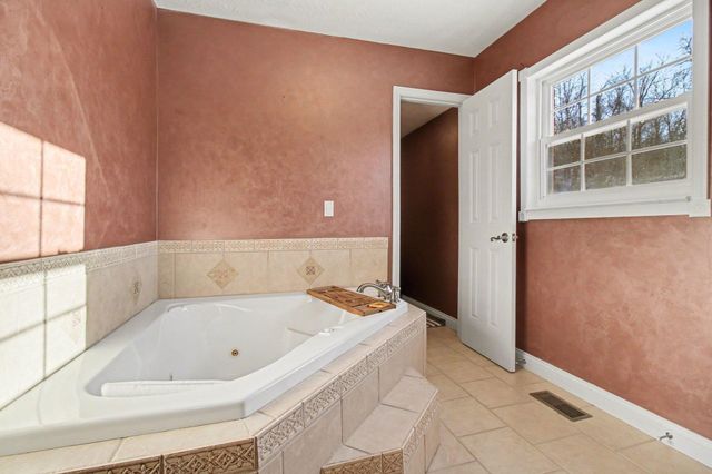 980 Corinth Road, Corinth, KY 41010