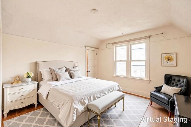 5834 W Byron Street, Chicago, IL 60634