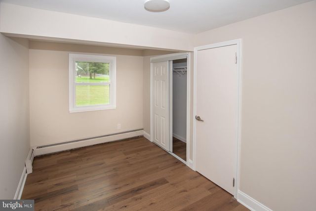 728 E CREAMERY RD, Perkasie, PA 18944