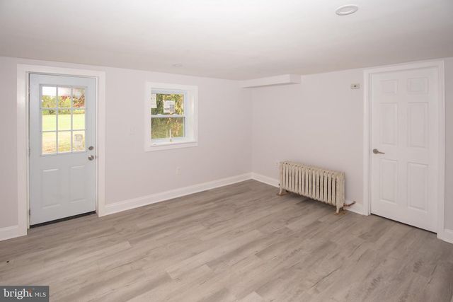 728 E CREAMERY RD, Perkasie, PA 18944