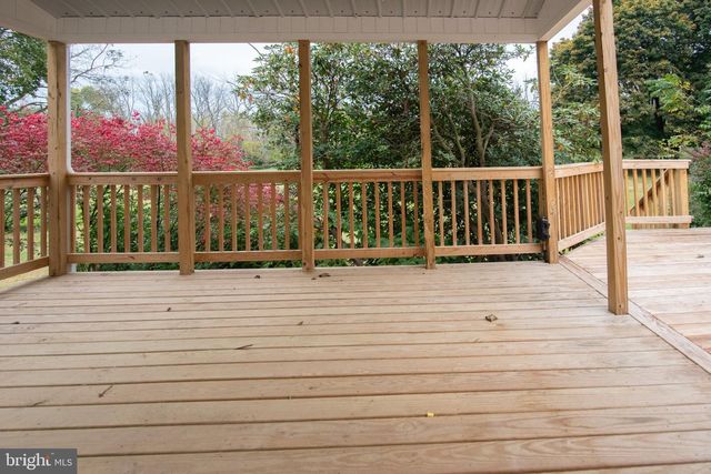 728 E CREAMERY RD, Perkasie, PA 18944