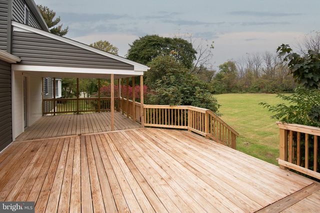 728 E CREAMERY RD, Perkasie, PA 18944