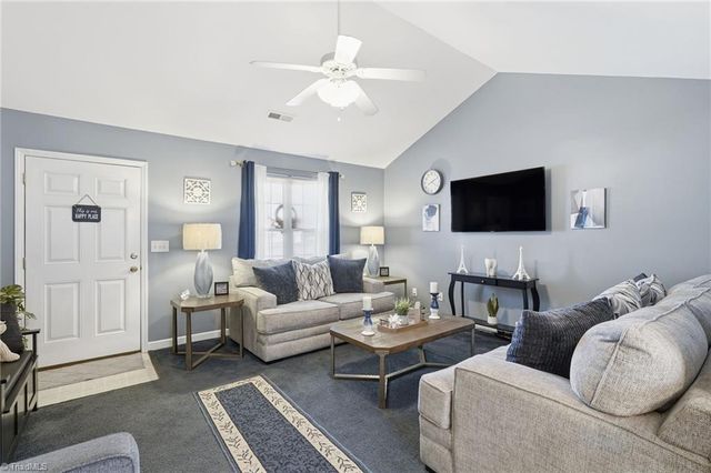 3772 Cheshire Place Court, Winston-salem, NC 27106