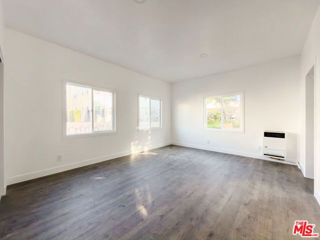 908 S Normandie Avenue 8, Los Angeles, CA 90006
