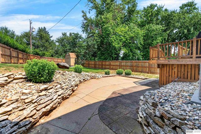 9130 Sahler Street, Omaha, NE 68134