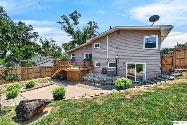 9130 Sahler Street, Omaha, NE 68134