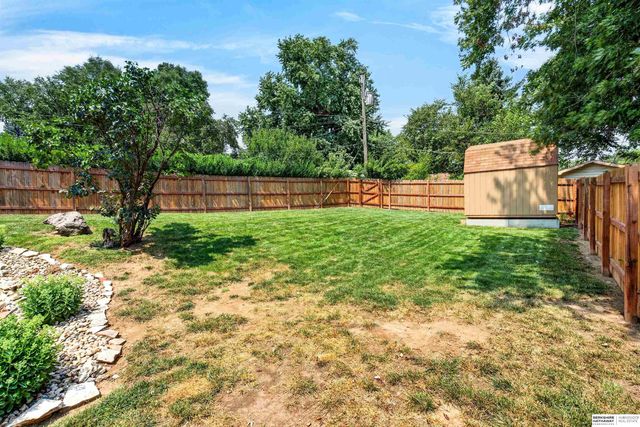 9130 Sahler Street, Omaha, NE 68134