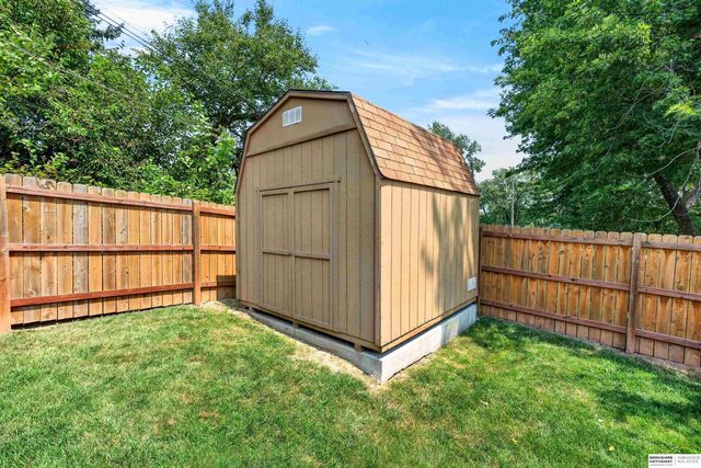 9130 Sahler Street, Omaha, NE 68134