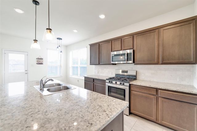 3715 White Gardenia Lane, Richmond, TX 77406