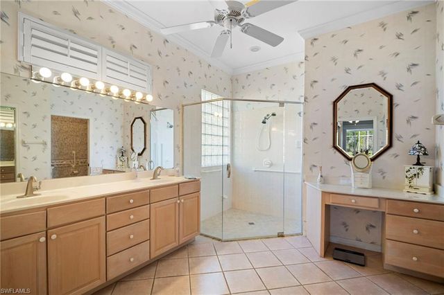 8302 Danbury BLVD, Naples, FL 34120