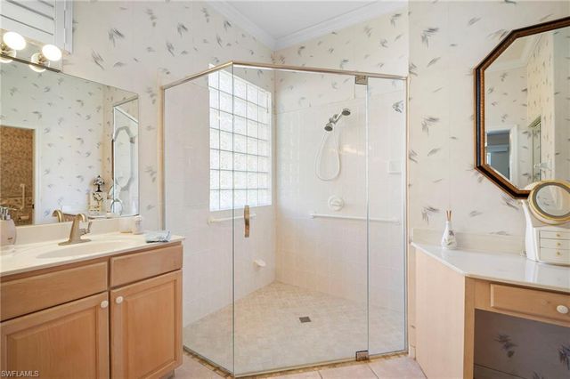 8302 Danbury BLVD, Naples, FL 34120