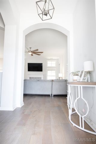 9212 CRESCENT LODGE Circle, Pike Road, AL 36064