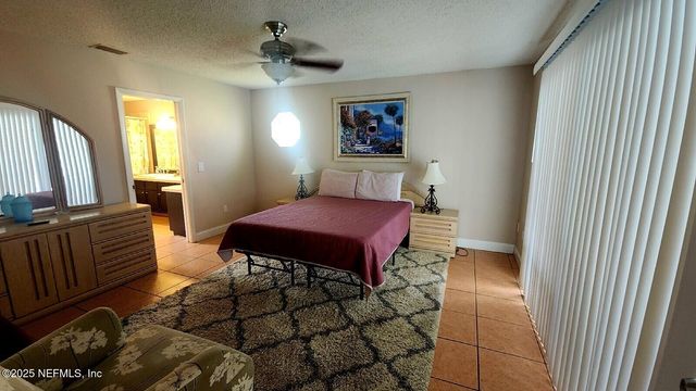 10 BLACKFOOT Court, Palm Coast, FL 32137