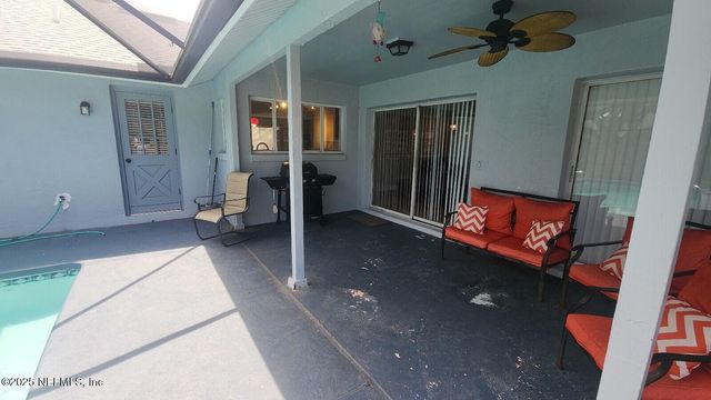 10 BLACKFOOT Court, Palm Coast, FL 32137