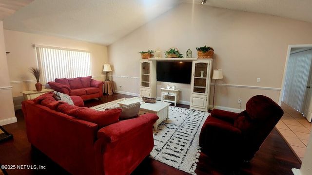 10 BLACKFOOT Court, Palm Coast, FL 32137