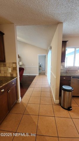 10 BLACKFOOT Court, Palm Coast, FL 32137