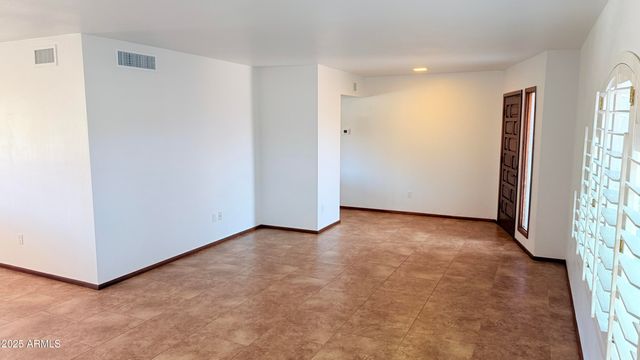 2036 E Gemini Drive, Tempe, AZ 85283