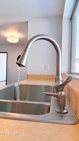 2036 E Gemini Drive, Tempe, AZ 85283