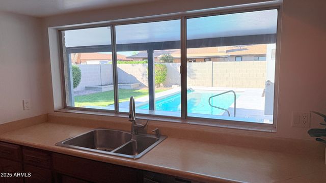 2036 E Gemini Drive, Tempe, AZ 85283