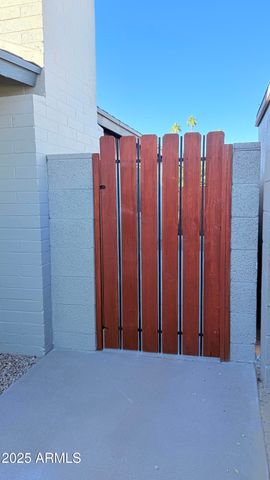 2036 E Gemini Drive, Tempe, AZ 85283