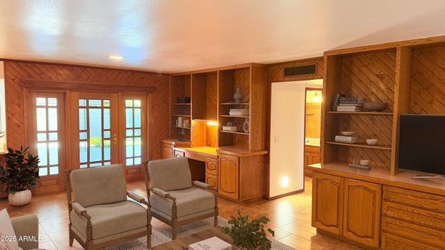 2036 E Gemini Drive, Tempe, AZ 85283