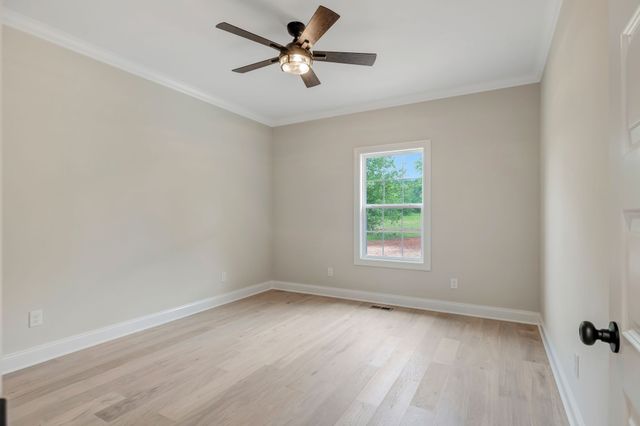 2121 Halls Mill Rd, Unionville, TN 37180