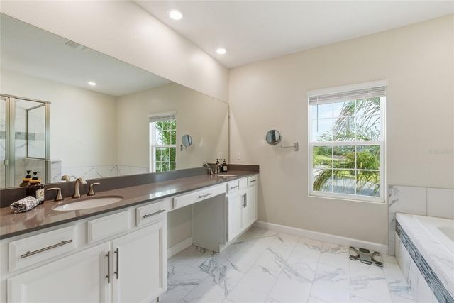 1709 SOUTHERN RED OAK COURT, Ocoee, FL 34761