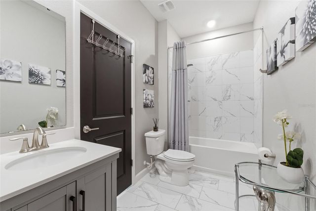 1709 SOUTHERN RED OAK COURT, Ocoee, FL 34761