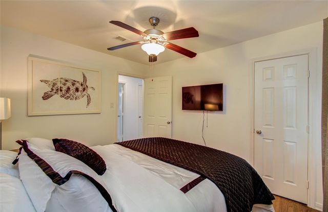 5329 Pagewood Lane, Houston, TX 77056