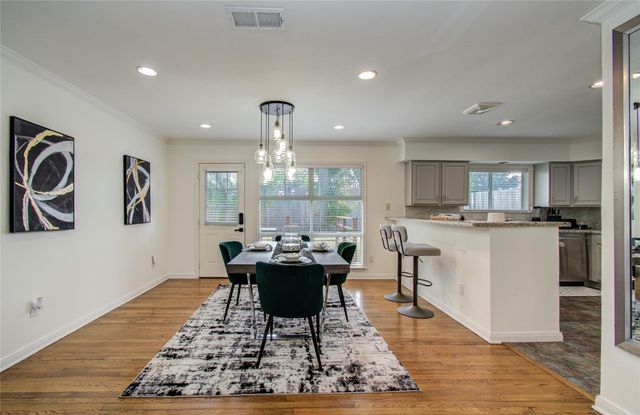 5329 Pagewood Lane, Houston, TX 77056