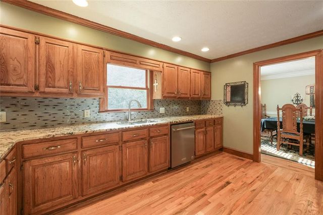 245 Emily Drive SW, Lilburn, GA 30047