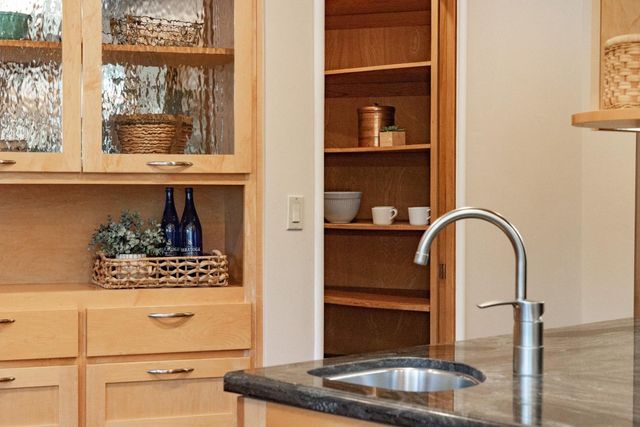 150 McGivern Way, Santa Cruz, CA 95060