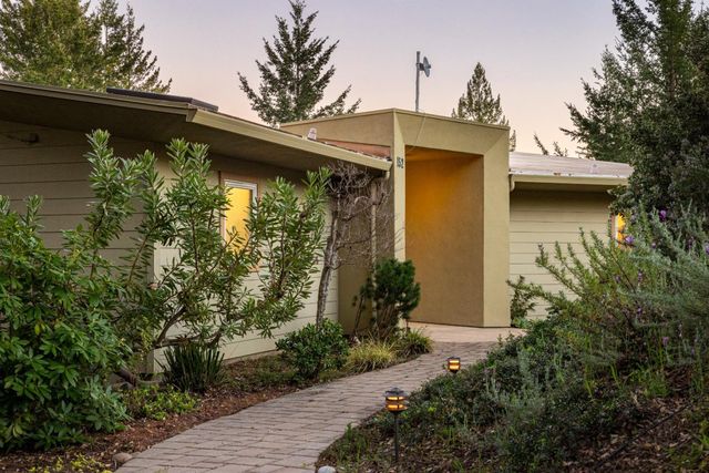 150 McGivern Way, Santa Cruz, CA 95060