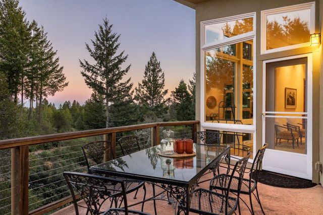 150 McGivern Way, Santa Cruz, CA 95060