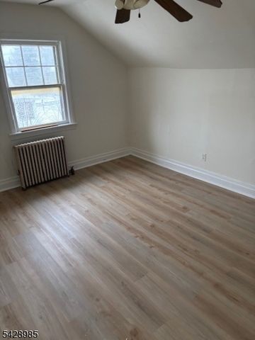 327 Washington St, Rahway City, NJ 07065