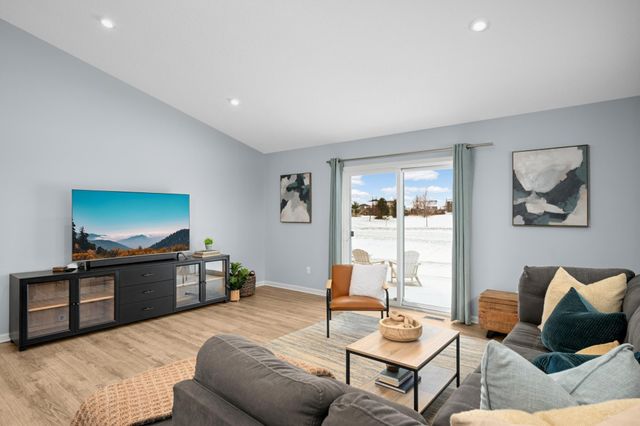 13801 Apollo Avenue, Rosemount, MN 55068