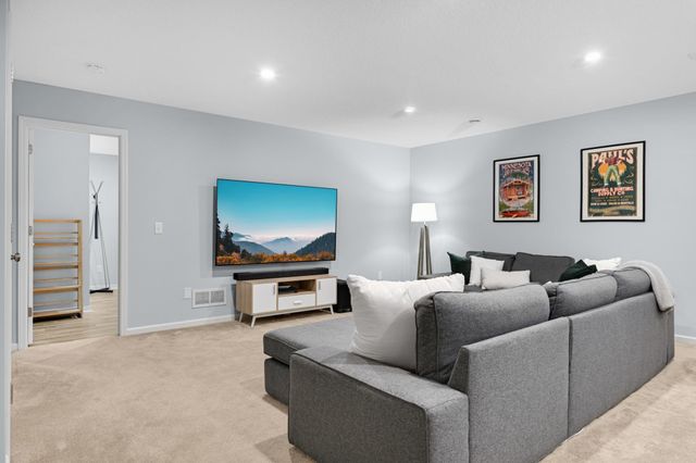 13801 Apollo Avenue, Rosemount, MN 55068